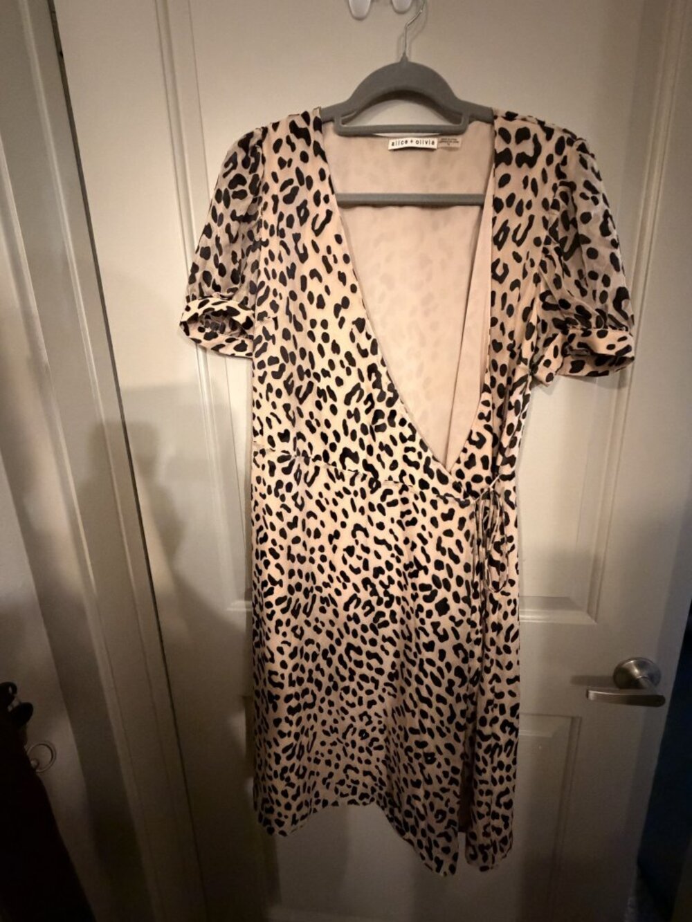 Alice + Olivia Beige Leopard Puff Sleeve Dress Size 10